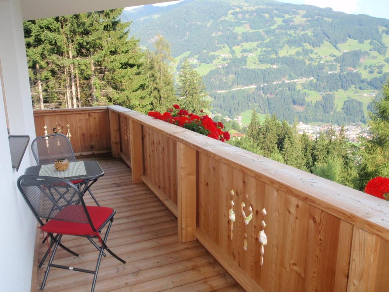 Landhaus Alpenjaeger Hainzenberg Værelse billede